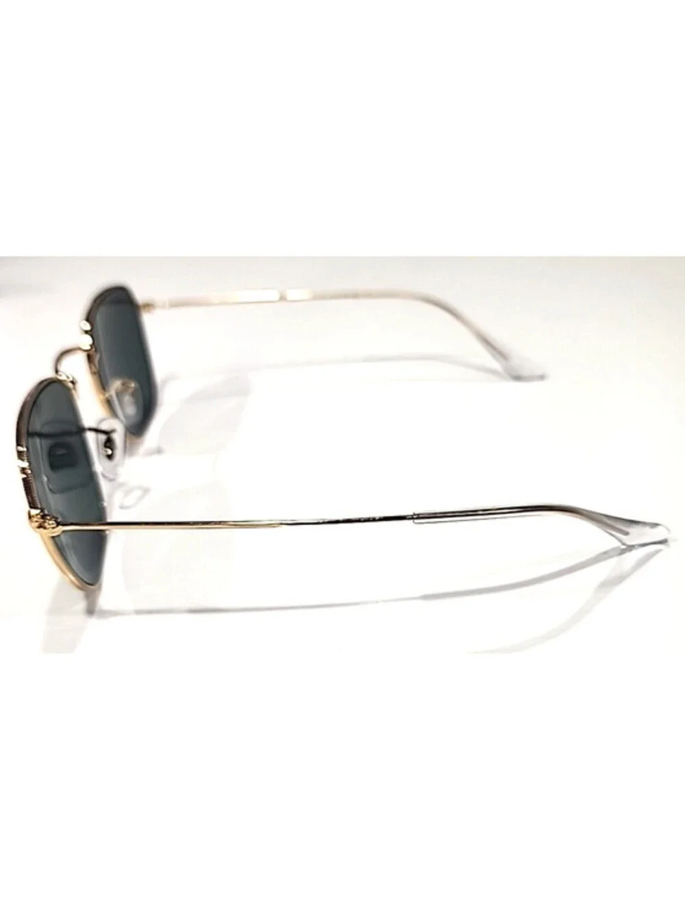 Ray-Ban although new